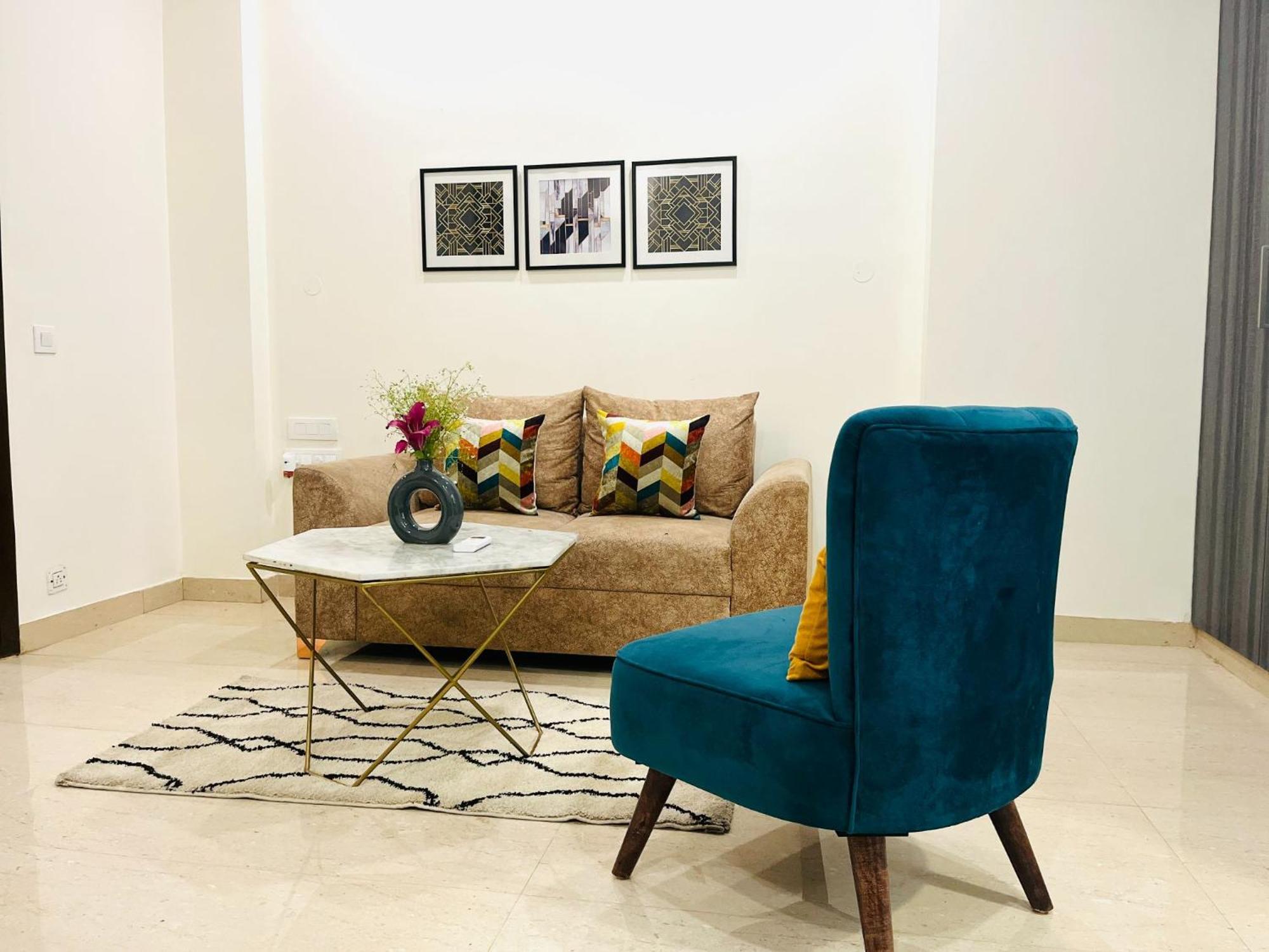 Bluo 1Bhk - Dlf Cybercity, Balcony, Lift, Parking 古尔冈 外观 照片